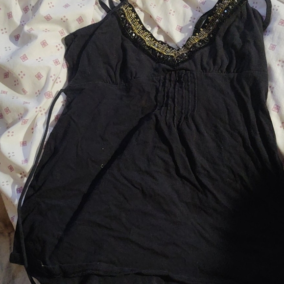 Short , tank tops , skirt - Picture 2 of 4